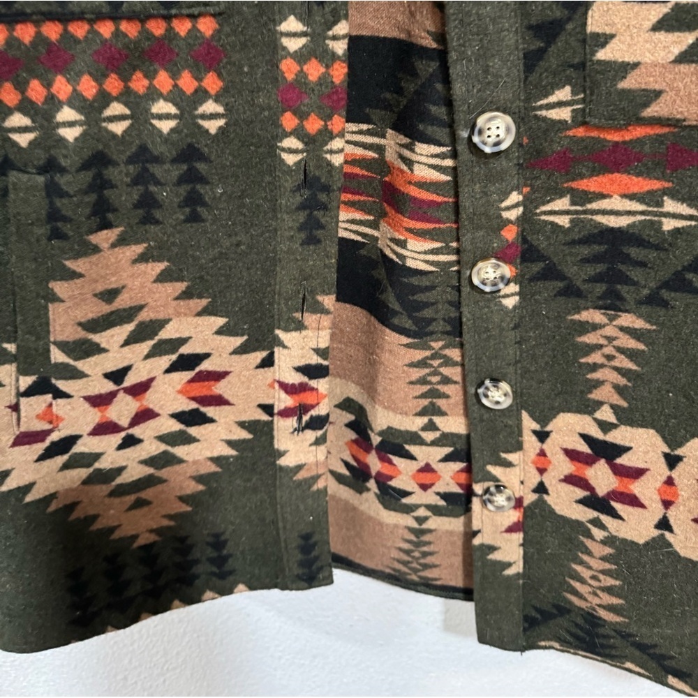 L.I.F.E western Aztec fringe shirt jacket size medium - Picture 4 of 9